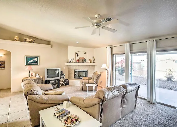 Cozy Havasu House W/ Views - 1 Mi To Water! * Lake Havasu City
