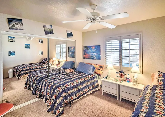 Cozy Havasu House W/ Views - 1 Mi To Water! Ferienhaus *